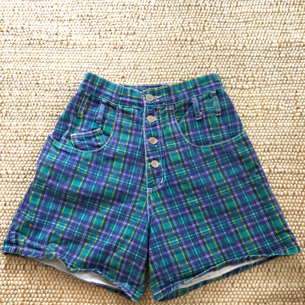 Vintage 90s nada nuff plaid shorts